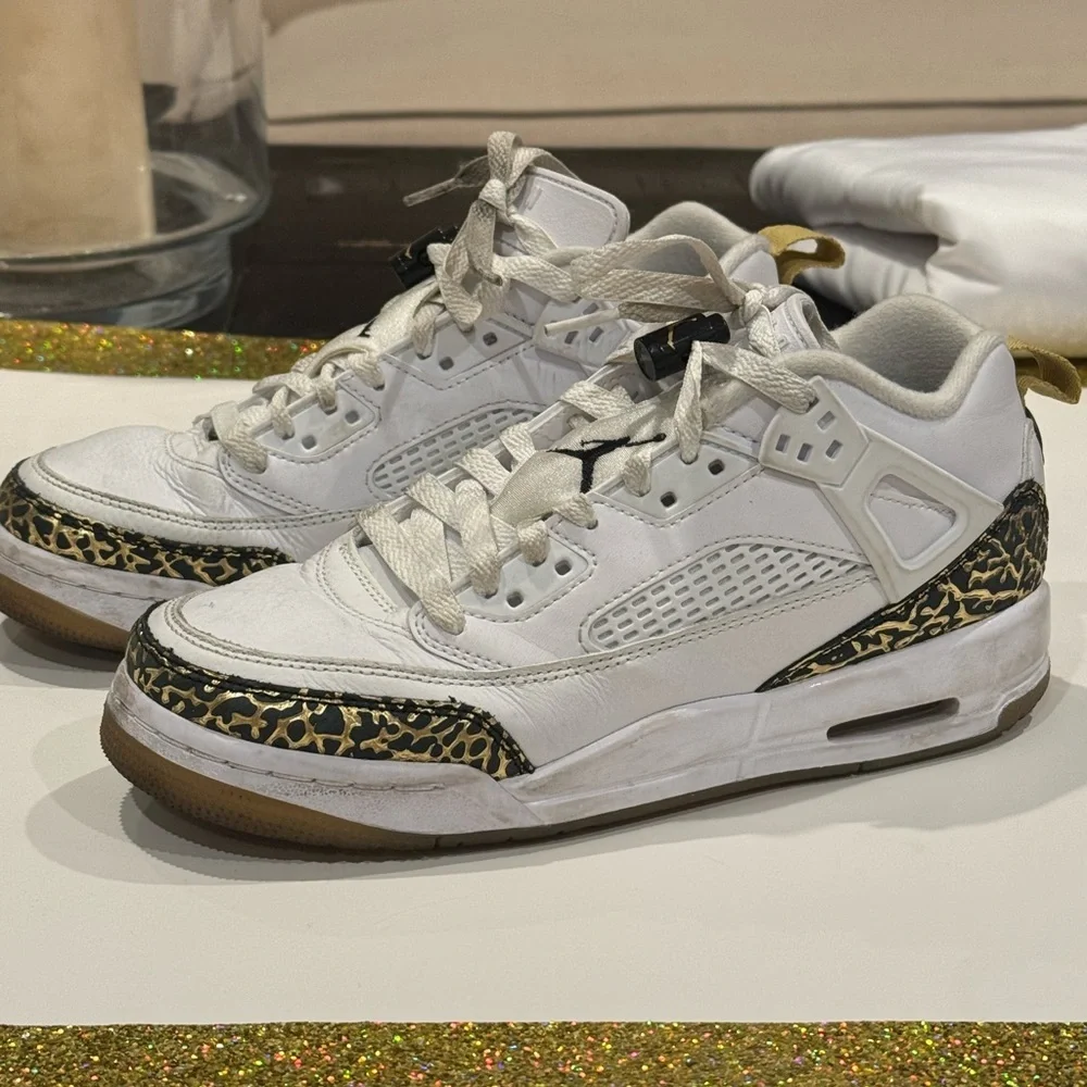 Jordan Spizike Low GL Sneakers‎ Elephant Print White Black Gold Youth 6.5Y Good
